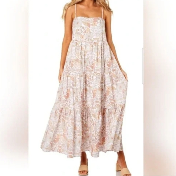 Charlie Holiday Isabella Maxi Tiered Dress 2 - Picture 2 of 14